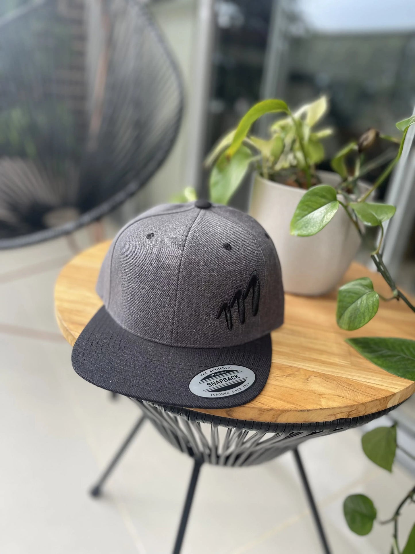 Gorra urbana gris 111 Cientonce